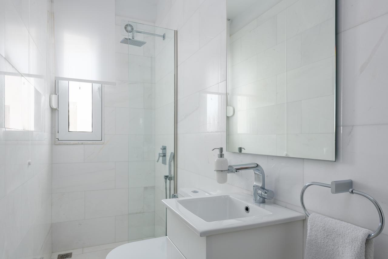 Maria & Nada Beachfront Villas Колимбия Экстерьер фото